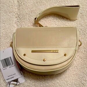 Kenzie ecru bag with Gold Accents
